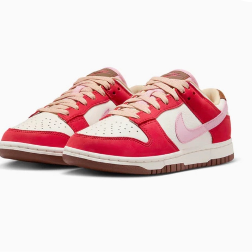 Nike Red and Pink Sneakers Vibrant Style and Comfort
